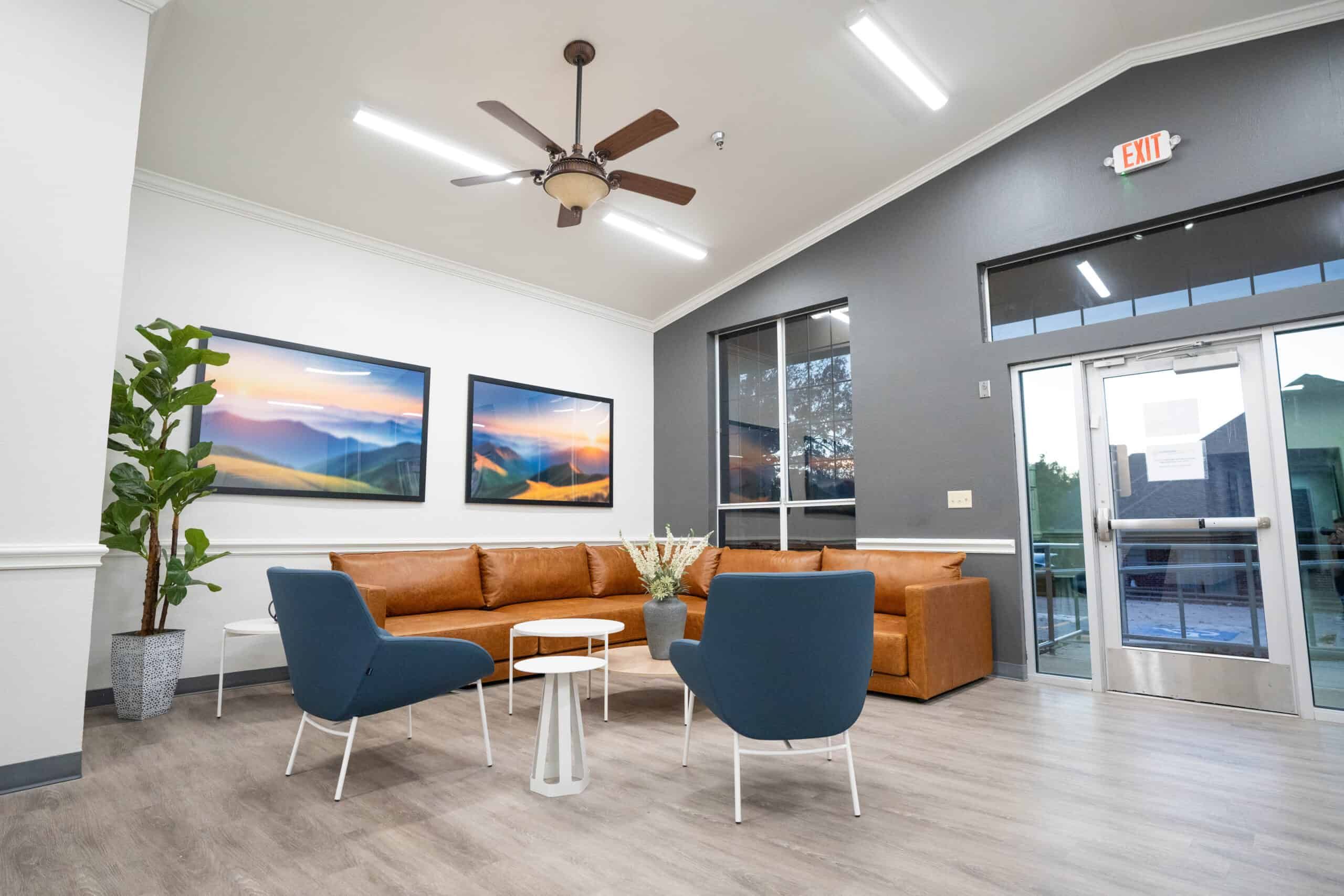 guardian recovery lounge